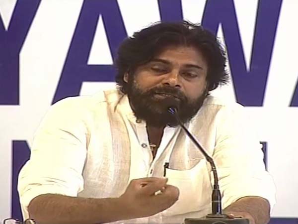 పవన్ లో ఆ ఫైర్ ఉంది..