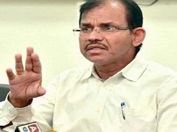 ప్ర‌తీ అంశంలోనూ నిశితంగా ప‌రిశీల‌న‌..