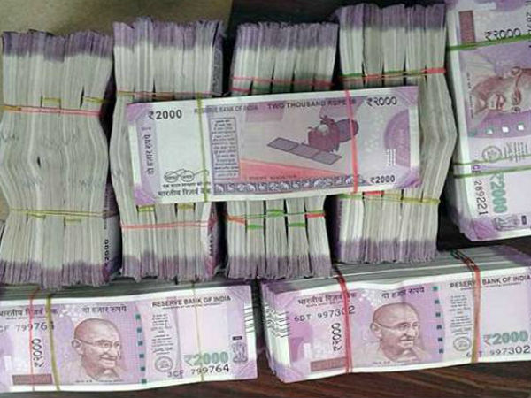 డ్రగ్స్ కూడా పంపిణీ చేస్తున్నారా? డ్రగ్స్ కూడా పంపిణీ చేస్తున్నారా?