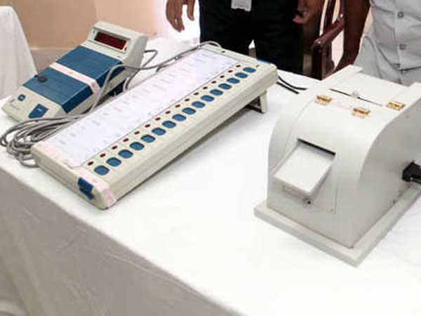 ఓట‌ర్ల కోసం ప్ర‌త్యేక ఏర్పాట్లు..