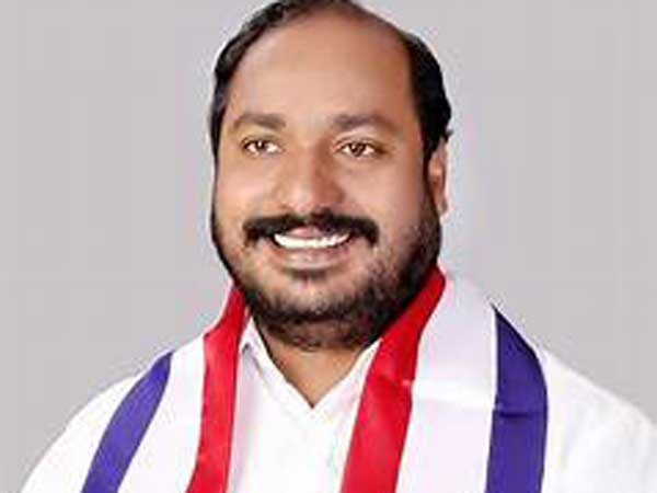 కొండలా బీసీలు.. గుండుసున్నలా రిజర్వేషన్లు