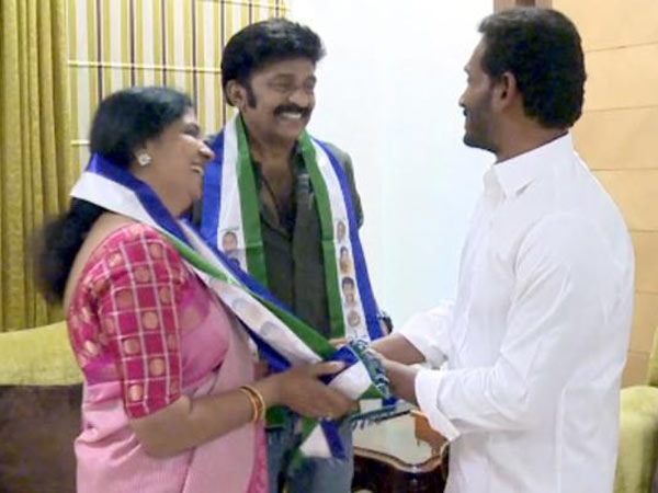 వైసిపి లోకి జీవిత దంప‌తులు..