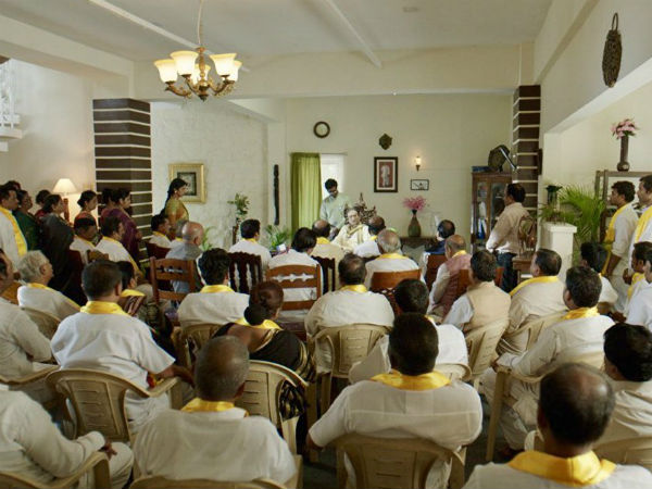 ఈ పరిస్థితుల్లో సినిమా చూడలేం..