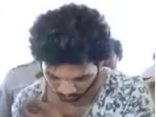 ఛేజ్ చేసి .. చేయ్యేసి ...