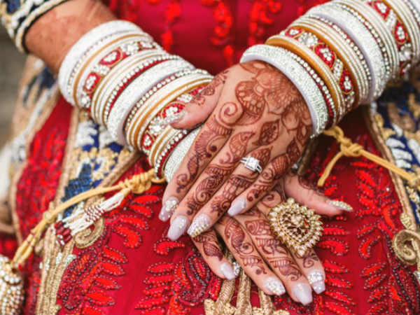  మోసం చేయడంలో కొత్త పోకడలు..! కొత్త అవతారం ఎత్తుతున్న మోసగాళ్లు..!!