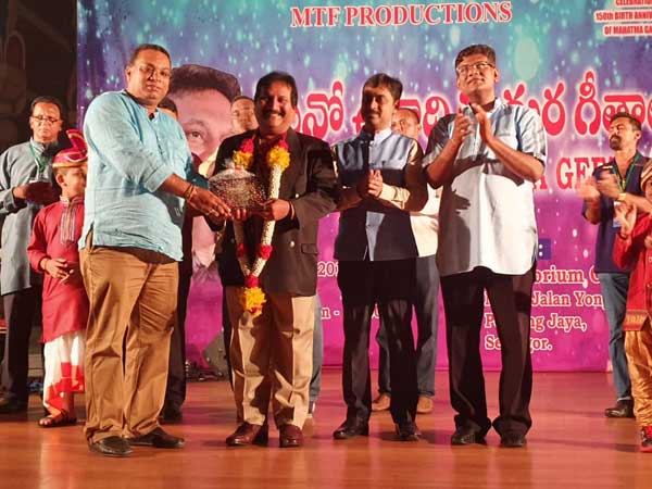 అలరించిన సాంస్కృతిక కార్యక్రమాలు