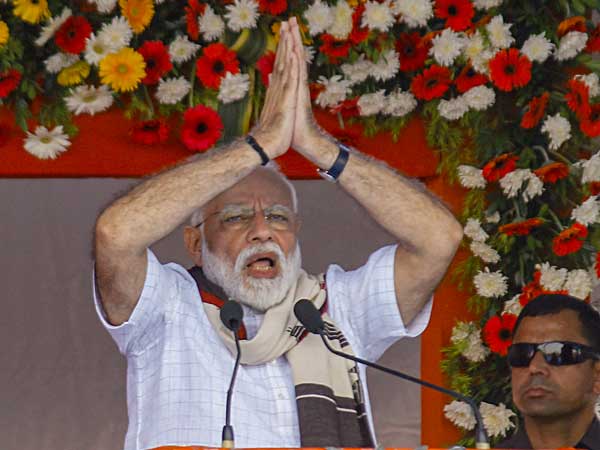 మలయాళీ ఓటర్లకు గాలం