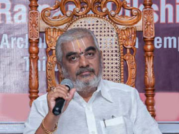 ఒక్క రూపాయి స్వామి సేవకు వాడటం లేదు .. హుండీ ఆదాయం దుర్వినియోగం అవుతుందన్న రమణ దీక్షితులు ఒక్క రూపాయి స్వామి సేవకు వాడటం లేదు .. హుండీ ఆదాయం దుర్వినియోగం అవుతుందన్న రమణ దీక్షితులు