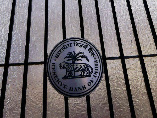RBI lowers GDP growth forecast to 7.2 percent for current fiscal year RBI lowers GDP growth forecast to 7.2 percent for current fiscal year
