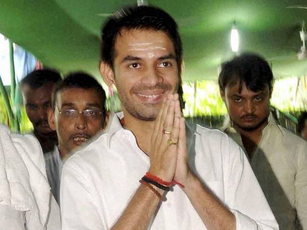 స్వతంత్ర అభ్యర్థిగా బరిలో తేజ్ప్రతాప్ యాదవ్ స్వతంత్ర అభ్యర్థిగా బరిలో తేజ్ప్రతాప్ యాదవ్