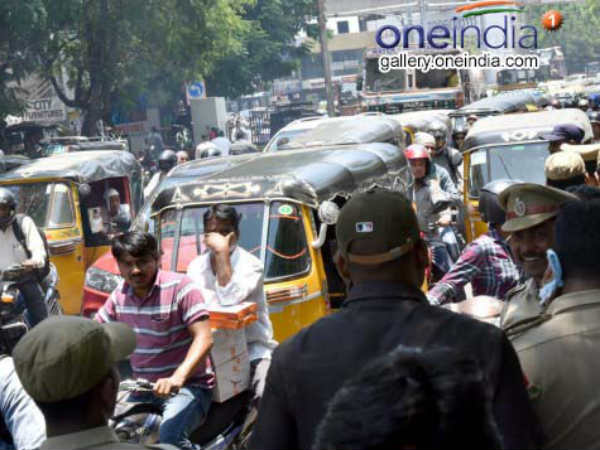 ఉగ్ర రూపం దాల్చిన ఇంటర్ నిరశనలు... ! 31 జిల్లాల్లో కాంగ్రెస్ కలెక్టరేట్ల ముట్టడి..!! 