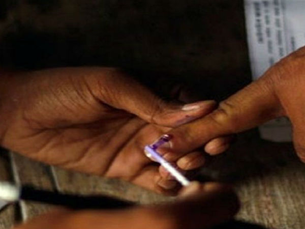 రిగ్గింగ్ జరిగిన చోట తిరిగి ఎన్నికలు నిర్వహించాలంటున్న కాంగ్రెస్ , సీపీఐ నాయకులు 