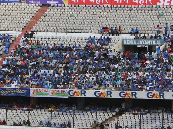 తాగి రచ్చ చేసిన వారిలో ఉన్న తెలుగు టీవీ యాంకర్ ప్రశాంతి