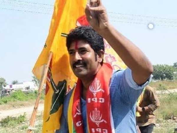 నామా టీఆర్ఎస్ లో చేరటంతో నామా నాగేశ్వరరావు కోసం ప్రచారం నిర్వహిస్తున్న వేణు