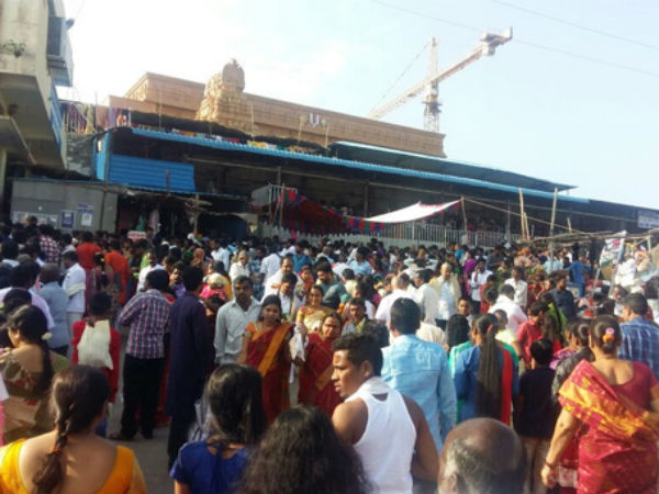 రాములోరి లగ్గానికి రెడీ రాములోరి లగ్గానికి రెడీ