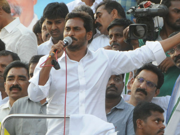 మంత్రి ఆది పై ఫైర్.. మంత్రి ఆది పై ఫైర్..