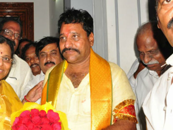 TDP sitting an agitation for against repolling orders issued by the EC at Tirupati TDP sitting an agitation for against repolling orders issued by the EC at Tirupati