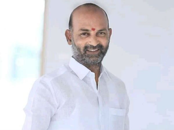 బీజేపీలో బండి సంజయే నెంబర్ వన్..!