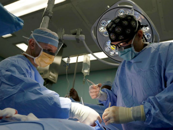  Scientists create light-activated bio-glue that can instantly repair a broken heart