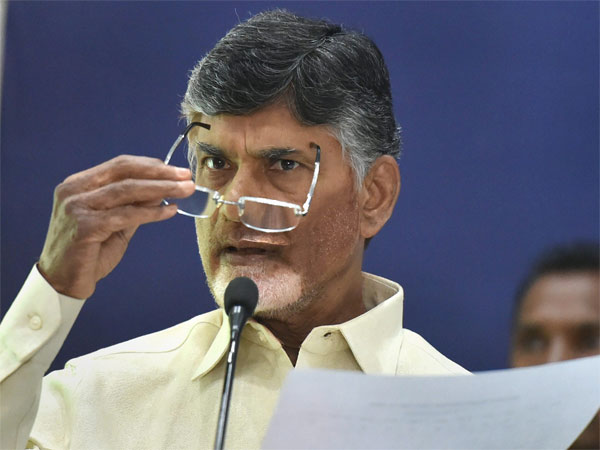 యూపీయేకి కీలక నేతగా మారనున్న బాబు..! ఎస్పీ, బీఎస్పీకి చెక్ పెట్టేందుకు వ్యూహం....!! 