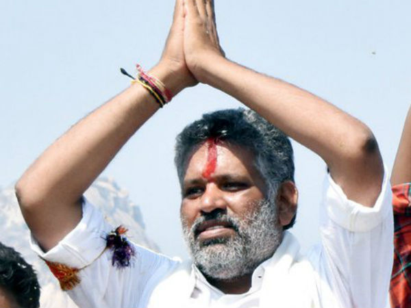 YSRCP Chandragiri Assembly candidate Chevireddy Bhaskar Reddy alleged on Collector for Re polling