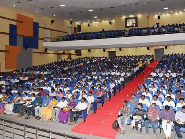 ఒక్కో జిల్లాలో 2000 మందికి పైగా..