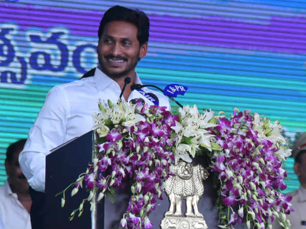 పదవి వరించేది ఒక్కరినే..!!