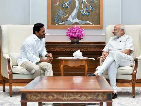 జ‌గ‌న్ కేబినెట్‌లో ఇద్ద‌రు..
