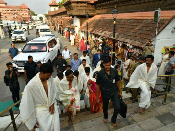 cm kcr pooja at padmanabha swami