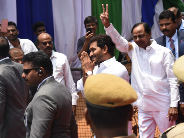 కత్తులు దూసుకోవడం కాదు..! కరచాలనం చేసుకోవాలన్న టీ సీఎం..!! 