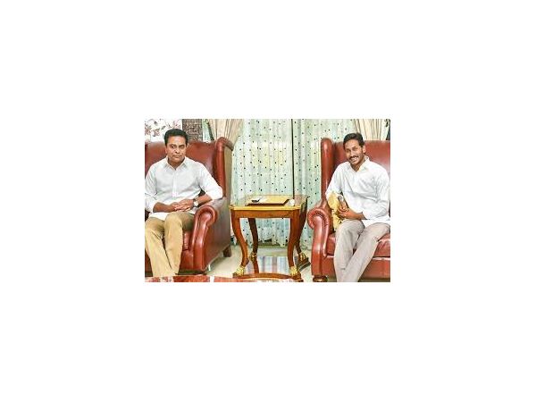 ప్రాంతీయ పార్టీ నేతలతో ..