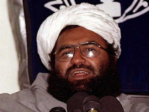 కనిపిస్తే అరెస్ట్