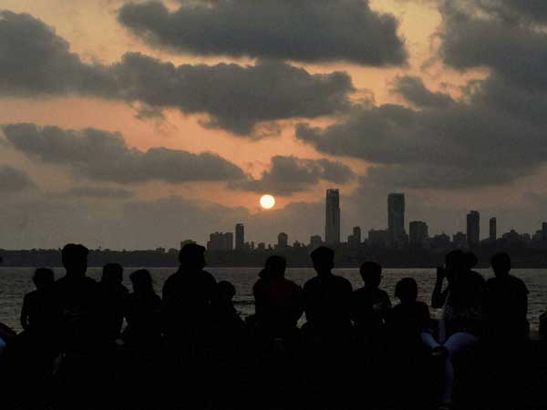 రెండు కేంద్రాల ఏర్పాటు