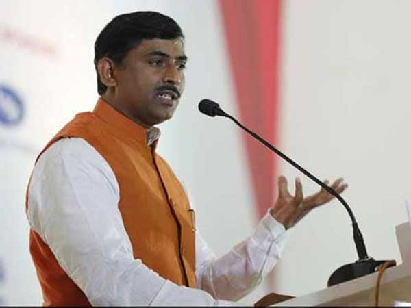 దేశంలో బీజేపీ , ఏపీలో వైసీపీదే హవా అని జోస్యం చెప్పిన బీజేపీ జాతీయ కార్యదర్శి మురళీధర్ రావు