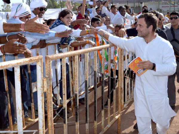 కర్ణాటకలో రాజకీయ ప్రేలాపణలు..! అసహనం వ్యక్తం చేసిన రాహుల్..!! కర్ణాటకలో రాజకీయ ప్రేలాపణలు..! అసహనం వ్యక్తం చేసిన రాహుల్..!!