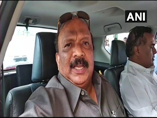 కర్ణాటక కాంగ్రెస్‌లో లుకలుకలు...