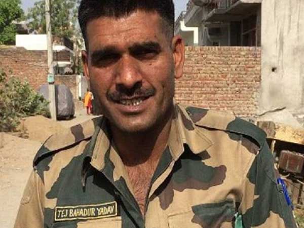 కాంగ్రెస్ ప్రోద్బలంతో మోడీని చంపే కుట్ర .. తేజ్ బహదూర్ సంఘ విద్రోహ శక్తి అన్న బీజేపీ నేత జీవీఎల్ కాంగ్రెస్ ప్రోద్బలంతో మోడీని చంపే కుట్ర .. తేజ్ బహదూర్ సంఘ విద్రోహ శక్తి అన్న బీజేపీ నేత జీవీఎల్