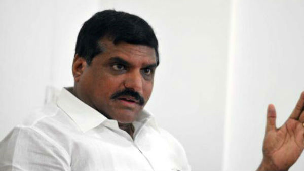 అధికార యంత్రాంగంపై టీడీపీ నేతల రాద్ధాంతం ఎందుకో : బొత్స అధికార యంత్రాంగంపై టీడీపీ నేతల రాద్ధాంతం ఎందుకో : బొత్స