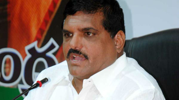 టీడీపీ హయాంలో ప్రజాధనం దుర్వినియోగం : బొత్స టీడీపీ హయాంలో ప్రజాధనం దుర్వినియోగం : బొత్స