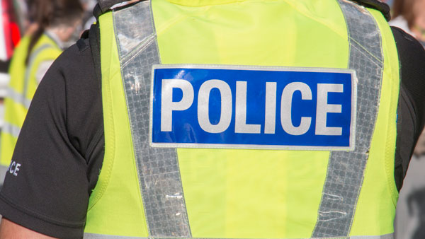  దాడిని ఖండించిన బ్రిటన్ ప్రధాని థెరిసా మే