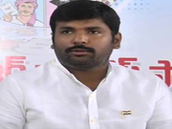 ఇటీవల టీడీపీ ఎమ్మెల్యేకు వార్నింగ్ .. జీవీఎంసీ ఎన్నికల్లో కూడా టీడీపీని చిత్తుగా ఓడిస్తామన్న ఎమ్మెల్యే గుడివాడ అమర్నాథ్ ఇటీవల టీడీపీ ఎమ్మెల్యేకు వార్నింగ్ .. జీవీఎంసీ ఎన్నికల్లో కూడా టీడీపీని చిత్తుగా ఓడిస్తామన్న ఎమ్మెల్యే గుడివాడ అమర్నాథ్