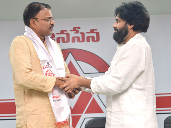 కనిపించని నాదెండ్ల, జేడీ
