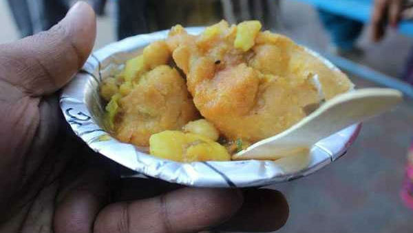  పన్ను ఎగవేసిన కచోరీ షాపు ఓనర్