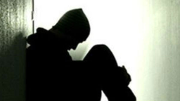 ఆగిన లిప్ట్ ..