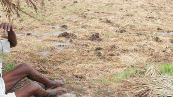 కర్షకులు కాస్త కార్మికులుగా ..