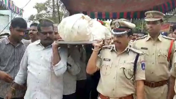 ఇదీ విషయం