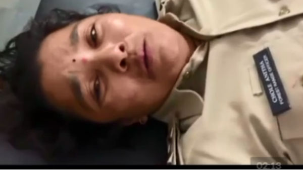 మహిళా ఎఫ్ఆర్ఓపై ఎమ్మెల్యే తమ్ముడు దాడి