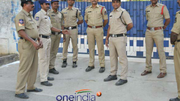 న్యాయం అడిగితే దాడి చేశారు..! దాడి చేయలేదన్న పోలీసులు..!! 