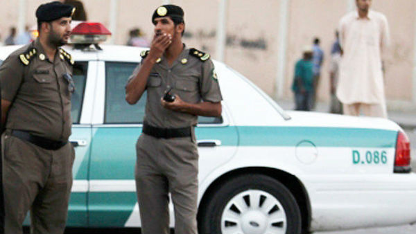  సౌదీ వెళ్లగానే భర్త అరెస్టు..! సౌదీ చట్టాలతో చిక్కులు..!!