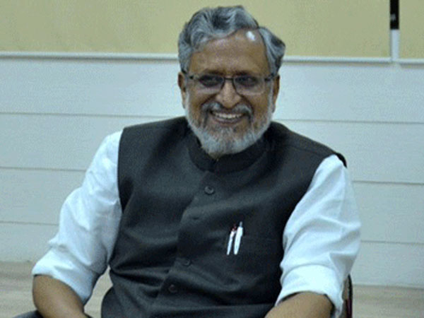 ఇఫ్తార్ విందుకు నేతల డుమ్మా